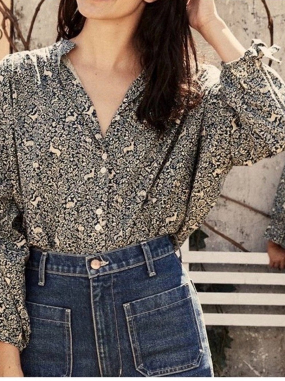 DÔEN O’Keefe Blouse Prancing Fawn Floral Cream Blue | Women Medium